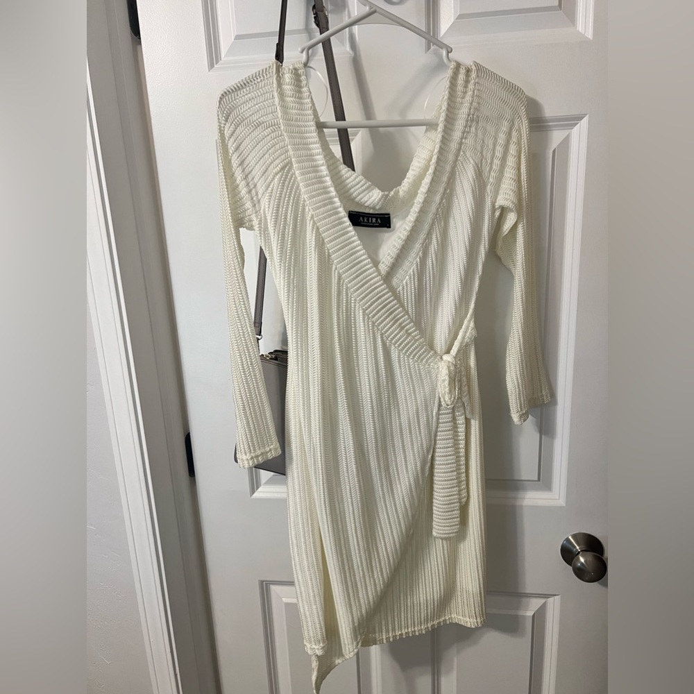 🤍White mini dress with long sleeves-  wraps in front🤍
